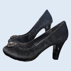 Croft & Barrow Black Velvet Heels NWT 9.5